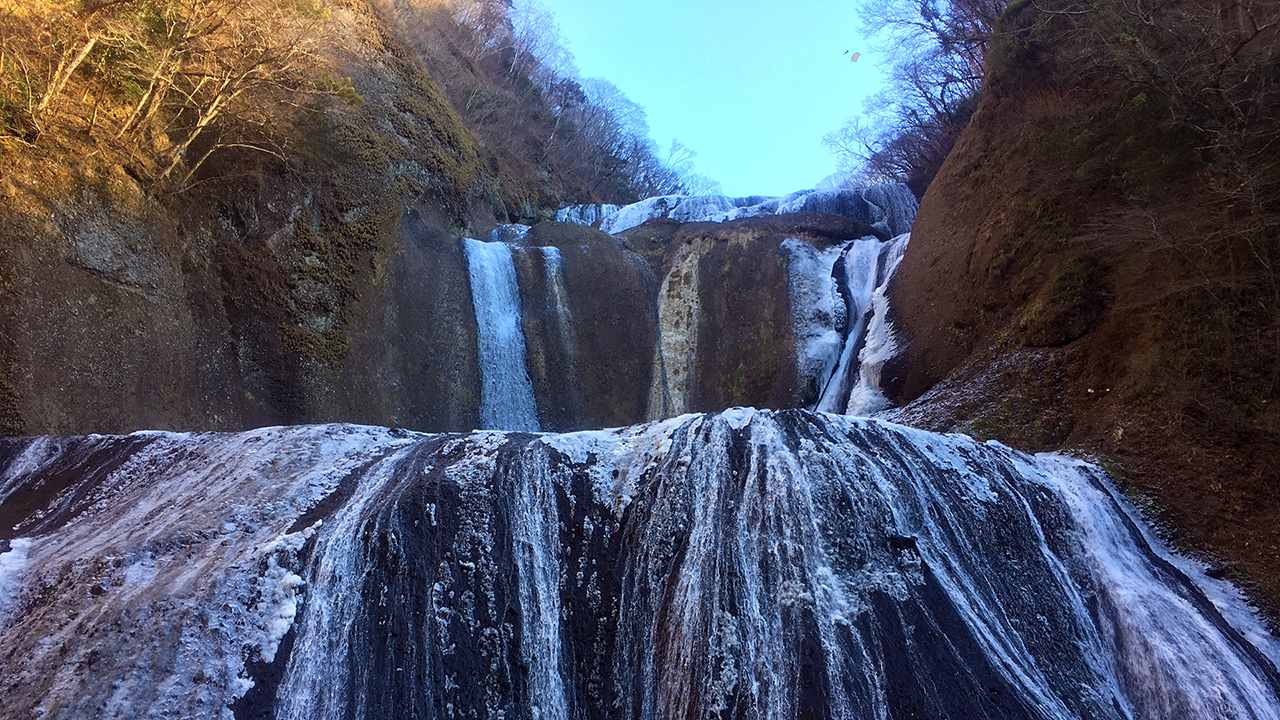 冬の青春18きっぷで袋田の滝と偕楽園に行ってきた。