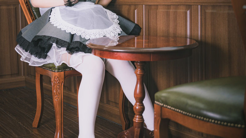 女装タイツの選び方? 膝を隠して可愛く変身する方法!ミニスカも着れるよ!