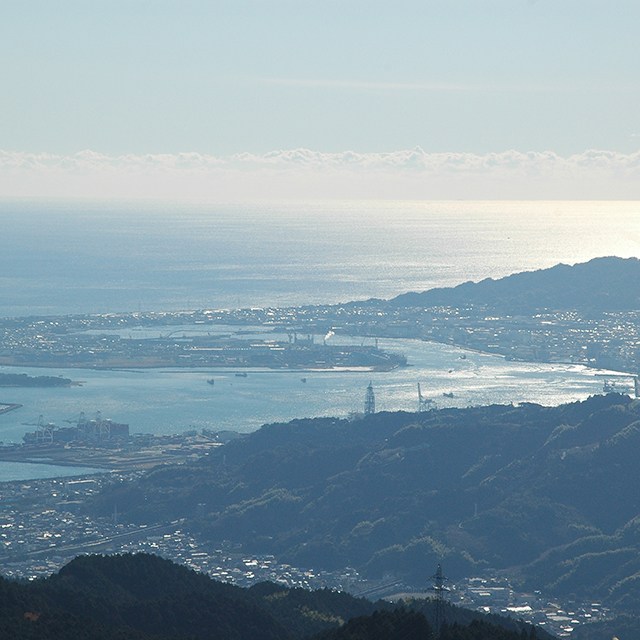 浜石岳から駿河湾を望む