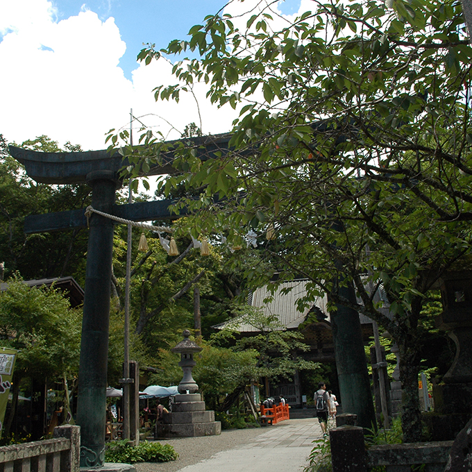 榛名神社