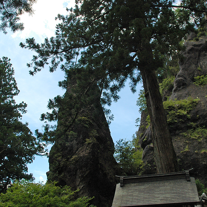 榛名神社石の塔