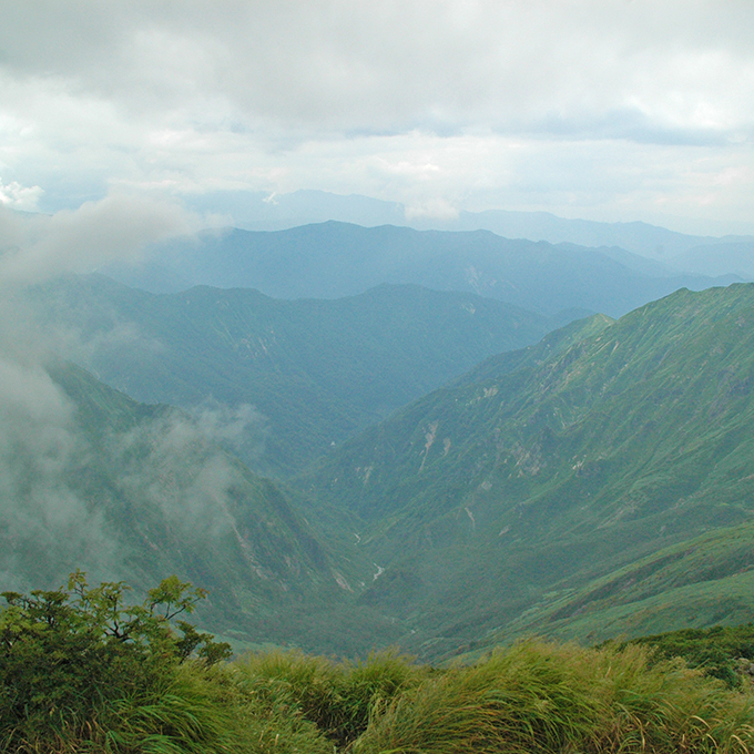 谷川岳山頂からの景色