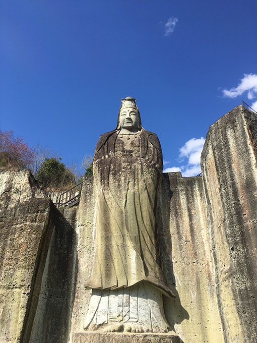 平和観音